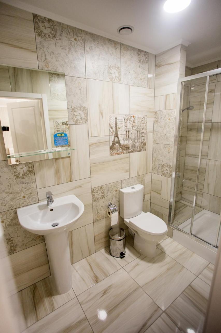 Port Royal Hotell Tulchyn Eksteriør bilde